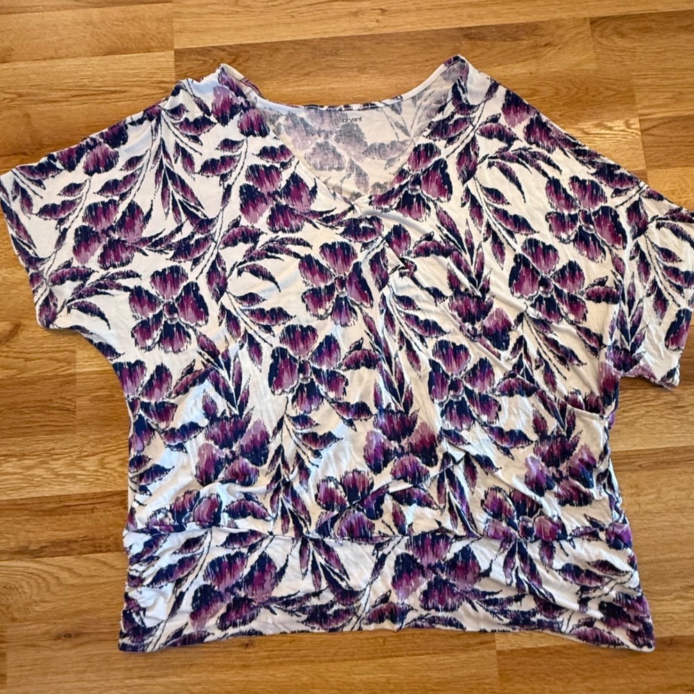 Lane Bryant 18/20 Dolman Sleeve Ruched Side Floral Top Plus Size‎ Purple